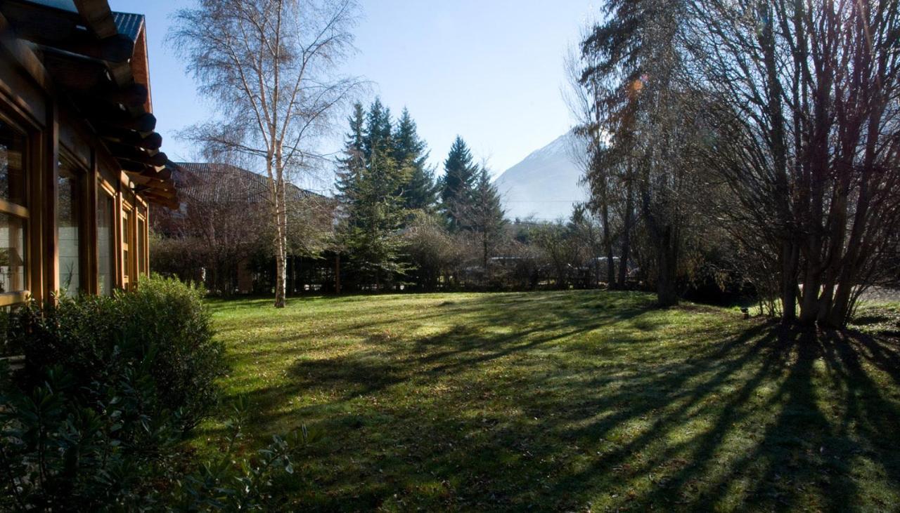 Hosteria El Establo Вилья-ла-Ангостура Экстерьер фото